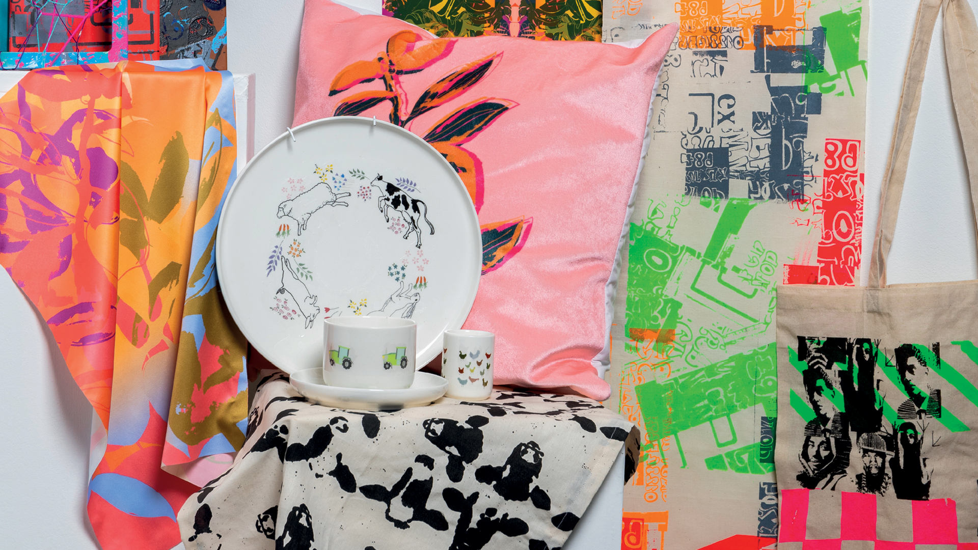 WEBSITE-HE-Header-TextilesAndSurfaceDesign